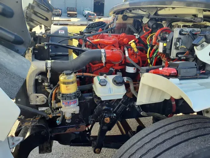 2019 FREIGHTLINER/MERCEDES M2 106