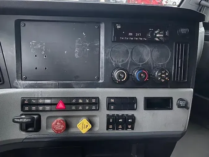 2020 Freightliner Cascadia