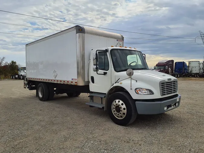 2018 FREIGHTLINER/MERCEDES M2 106