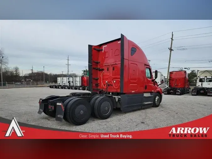 2021 FREIGHTLINER CA126