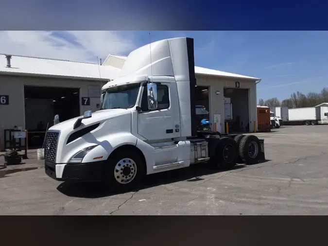 2019 Volvo VNL300