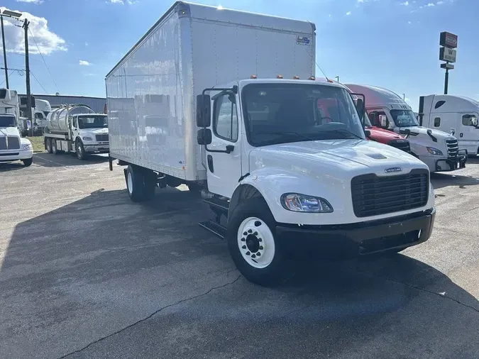 2023 Freightliner BUSINESS CLASS M2 106