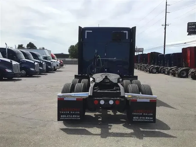 2022 KENWORTH T68079dc2c2804ab53514a011f57ab1fb0b1