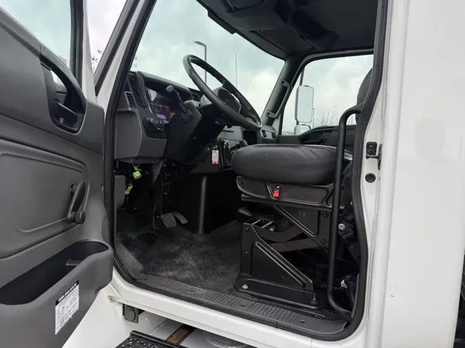 2022 International MV60779e0910eec1ad51e932f406855bc5845