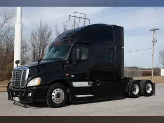 2018 FREIGHTLINER CASCADIA 125