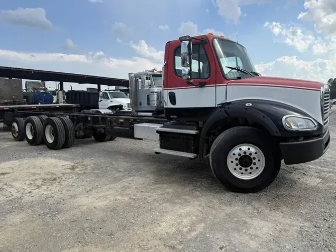 2011 FREIGHTLINER BUSINESS CLASS M2 112