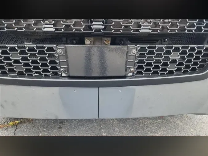 2021 FREIGHTLINER CA126