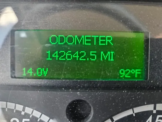 2017 FREIGHTLINER M2 106