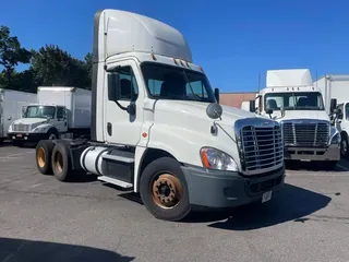 2016 FREIGHTLINER/MERCEDES CASCADIA 125