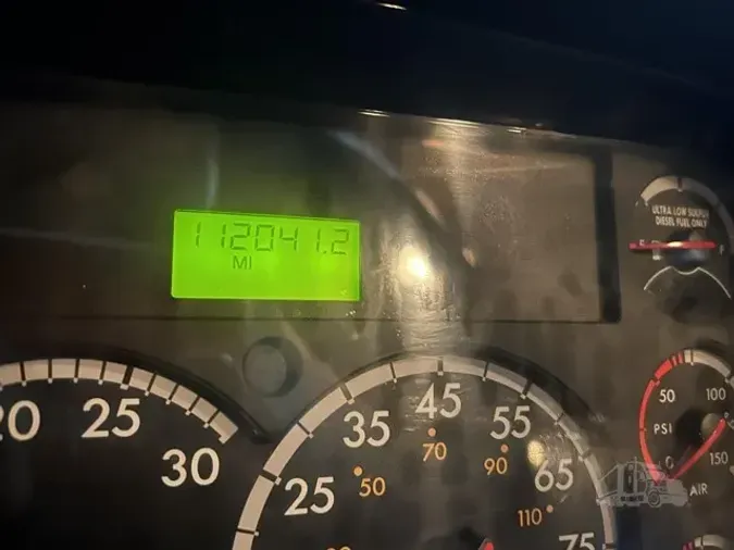 2012 FREIGHTLINER BUSINESS CLASS M2 10679ed5e071b8676c37a6e6c2cfdbb020d