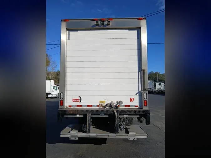 2019 FREIGHTLINER/MERCEDES M2 106