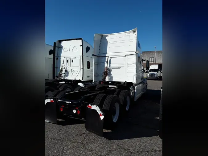 2019 VOLVO VNL64T-760