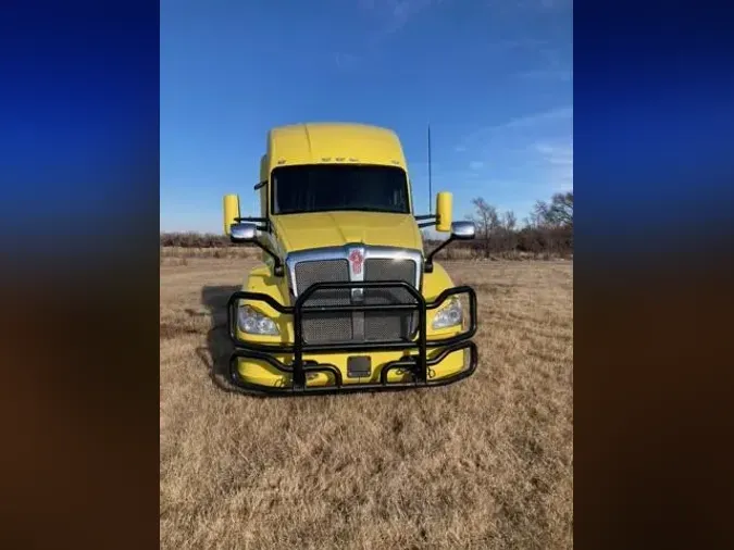 2021 Kenworth T680