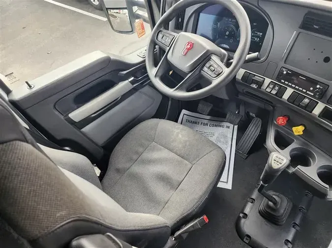 2023 KENWORTH T680