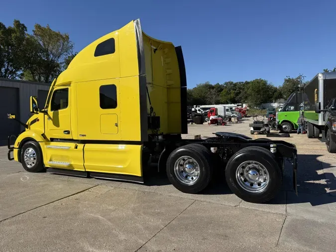 2024 Peterbilt 579