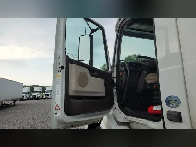 2018 Volvo VNL300