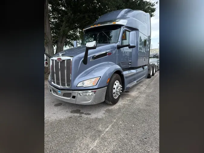 2023 Peterbilt 579