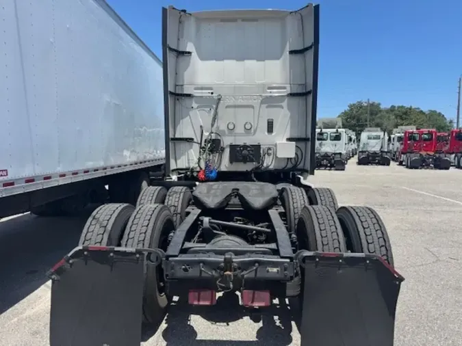 2019 NAVISTAR INTERNATIONAL LT625 SLPR CAB
