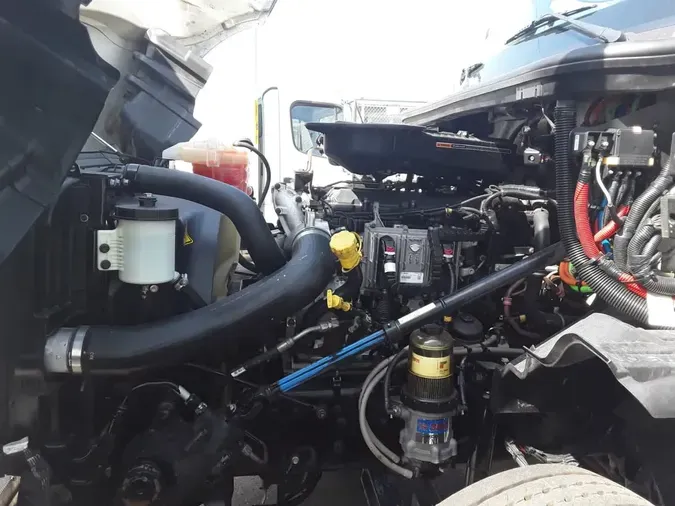 2018 NAVISTAR INTERNATIONAL LT625 DAYCAB T/A