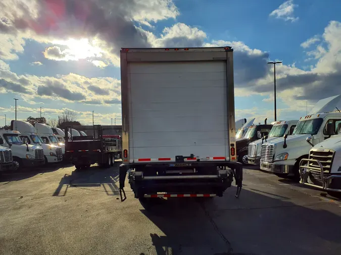 2018 FREIGHTLINER/MERCEDES M2 106