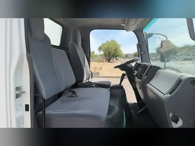 2019 ISUZU NPR HD
