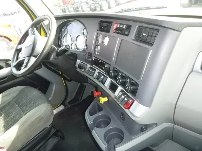 2021 Kenworth T6807a03d27603173d0776f1e5b5319a0189