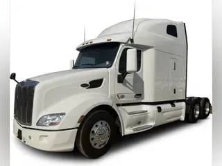 2022 Peterbilt 579