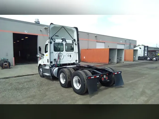 2020 Freightliner Cascadia 1267a1123b9206c077c37fd0be8bd8bf8d4