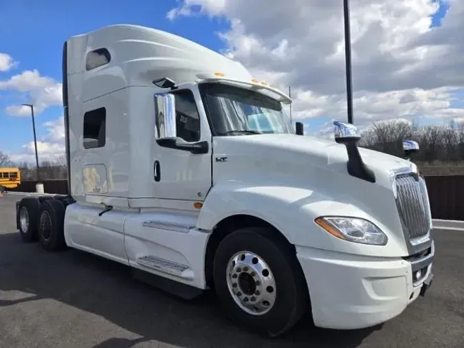 2022 International LT625