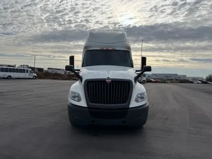 2019 International LT625