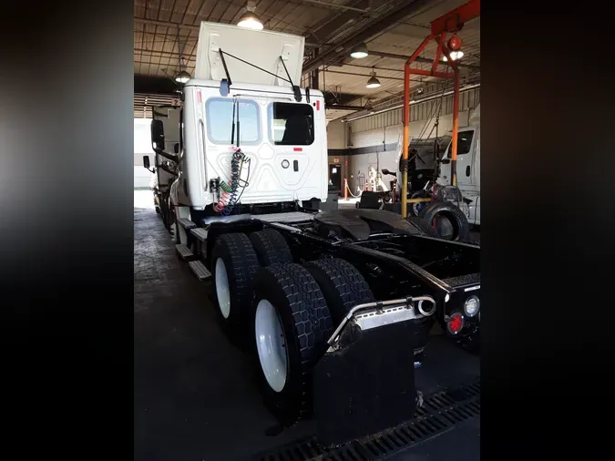 2020 FREIGHTLINER/MERCEDES NEW CASCADIA PX12664