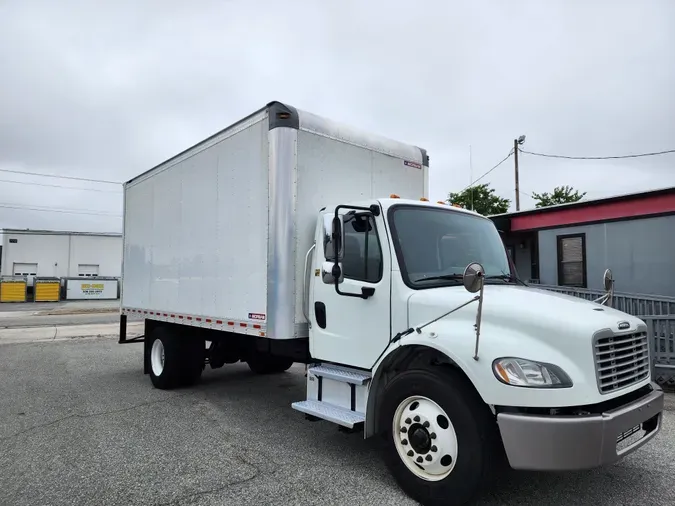 2020 FREIGHTLINER/MERCEDES M2 106