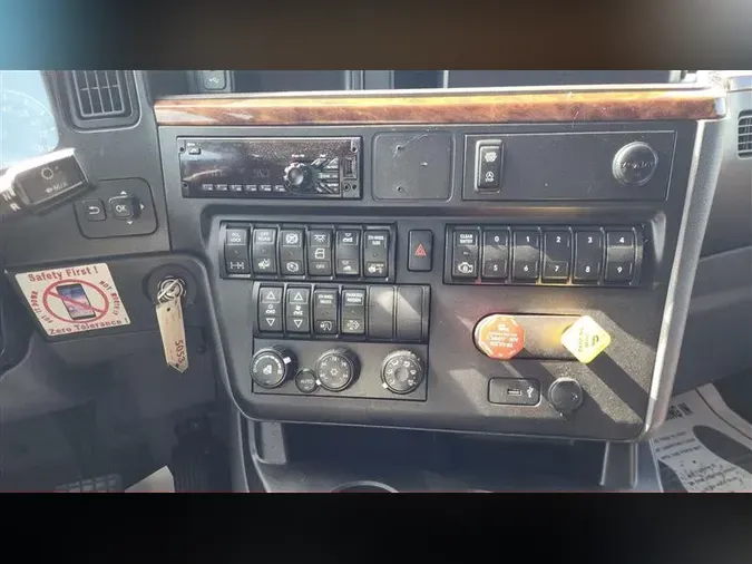 2021 INTERNATIONAL LT7a1b0c8452285b461beeffbbd8461aea