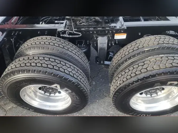 2022 FREIGHTLINER CA126