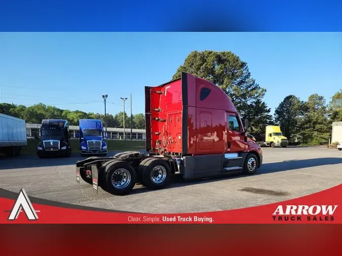 2022 FREIGHTLINER CA126