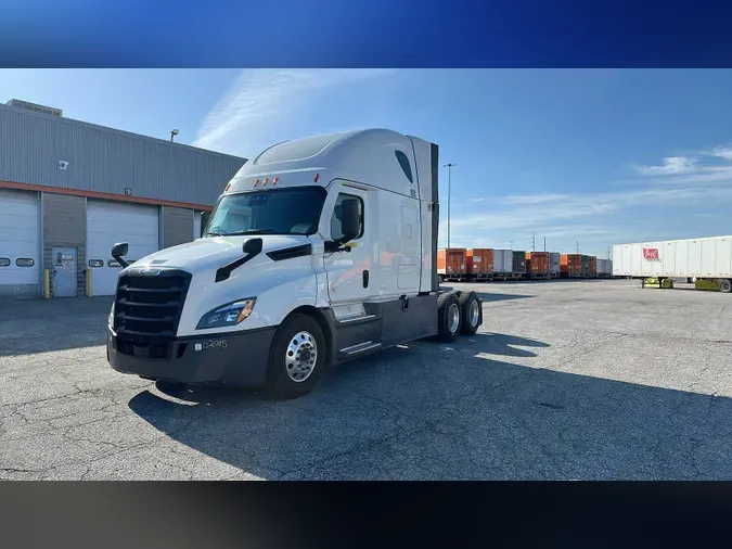 2021 Freightliner Cascadia