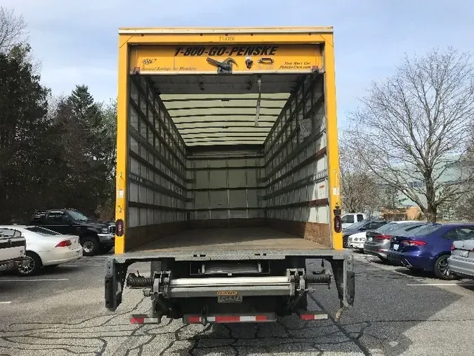 2018 Freightliner M2