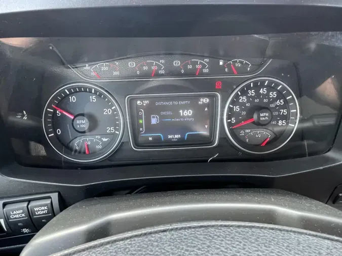 2020 International LT625