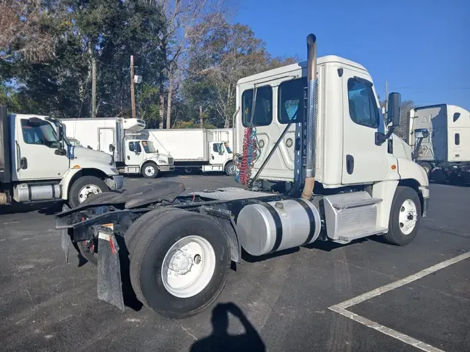 2019 FREIGHTLINER/MERCEDES CASCADIA 125