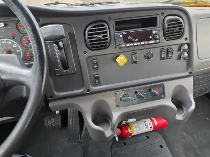 2016 FREIGHTLINER/MERCEDES M2 1067a2df721d5e5e482e9f3ceca89fc23a1