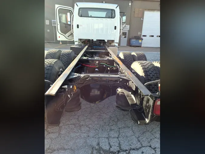 2019 FREIGHTLINER/MERCEDES M2 1067a2e9d055fad7dcff4818e3df23ce8a7