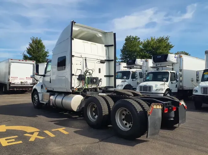 2019 NAVISTAR INTERNATIONAL LT625 SLPR CAB