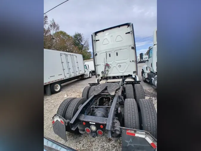 2020 FREIGHTLINER/MERCEDES NEW CASCADIA PX126647a343d2122d1995a94f9f2545c791c10