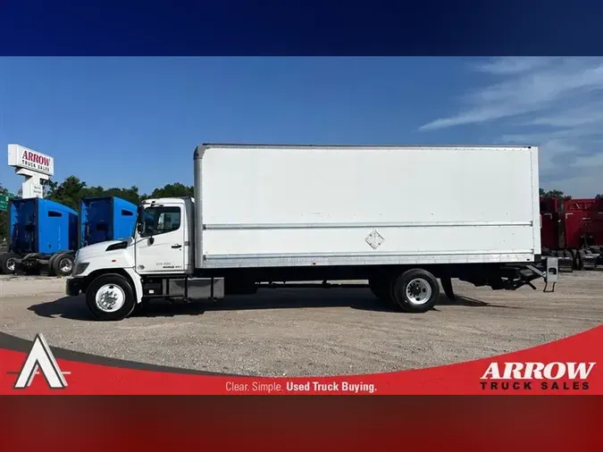 2018 HINO 268