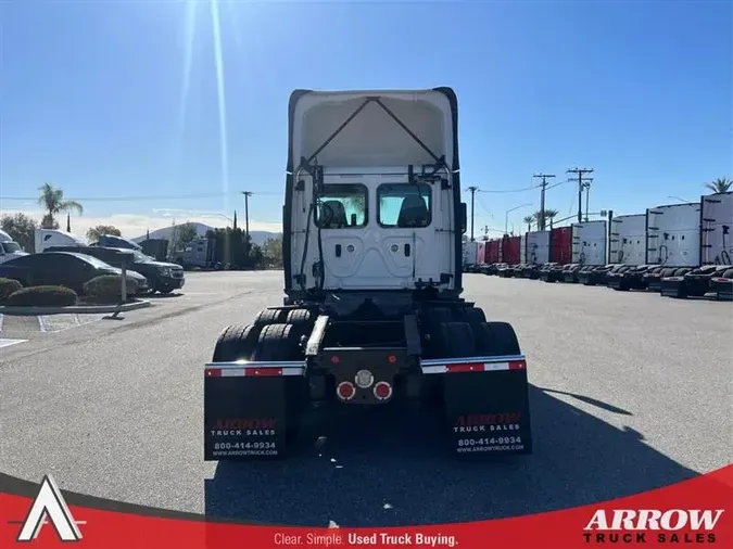 2020 FREIGHTLINER CA126