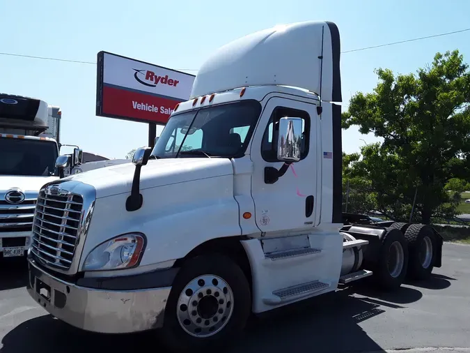 2016 FREIGHTLINER/MERCEDES CASCADIA 1257a35f63ef3de34f13dcf79b0cd64fddf