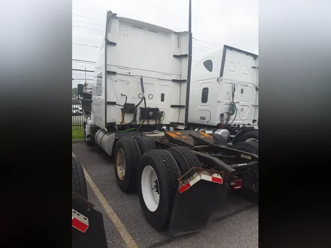 2018 NAVISTAR INTERNATIONAL LT625 SLPR CAB