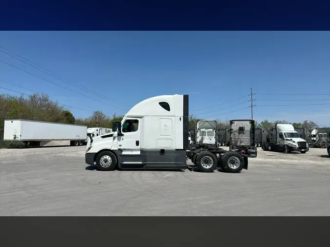 2021 Freightliner Cascadia