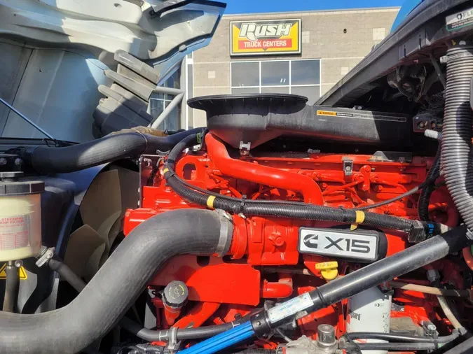 2022 International LT625