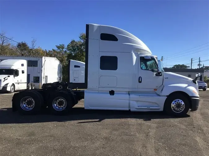 2019 INTERNATIONAL LT